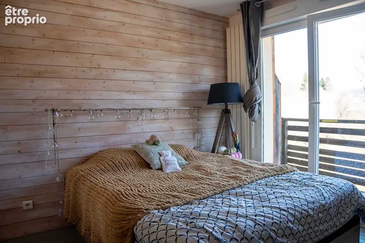 Appartement La Cluse Et Mijoux 2 pièce(s) 50.15 m2 - photo 1