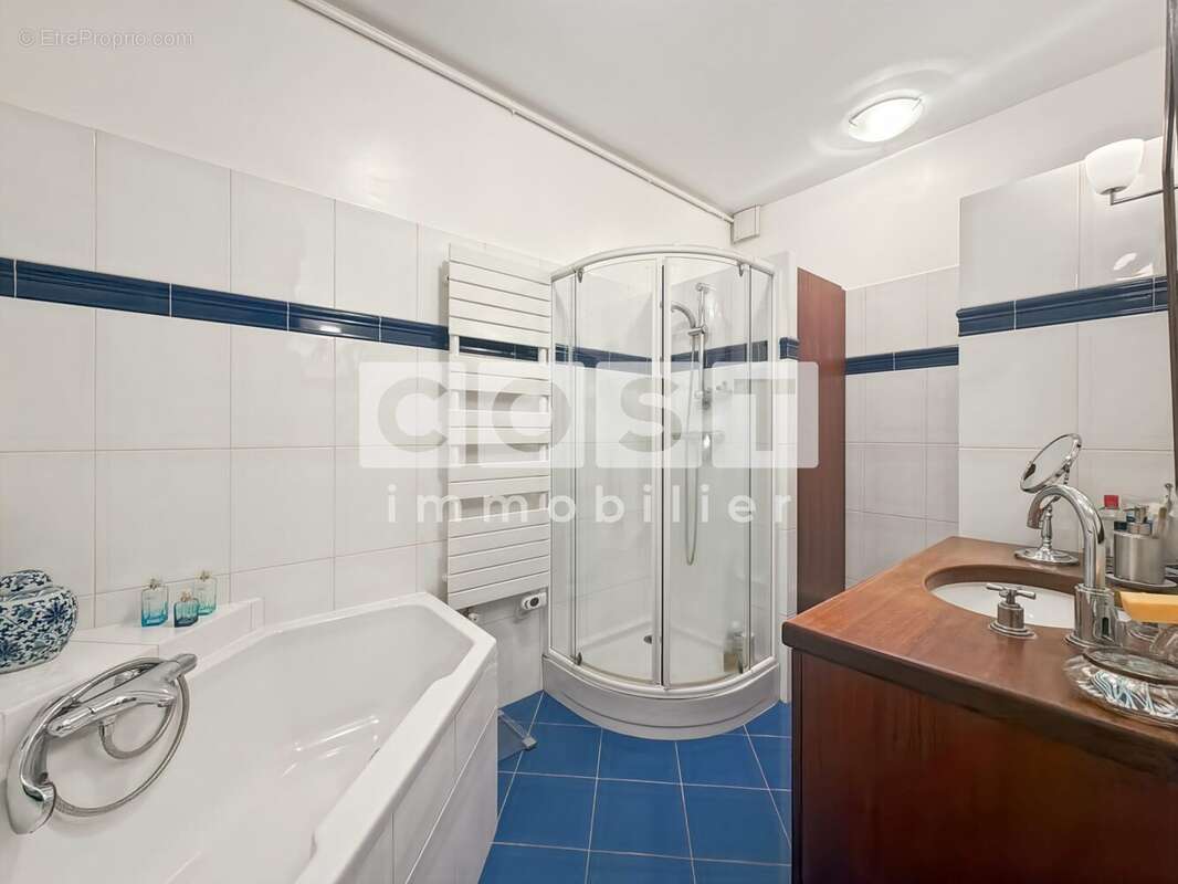 Appartement à BOIS-COLOMBES