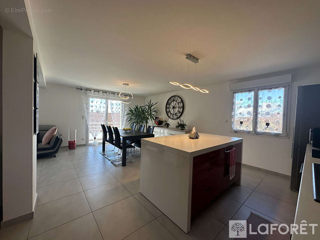 Appartement à GRANGES-NARBOZ