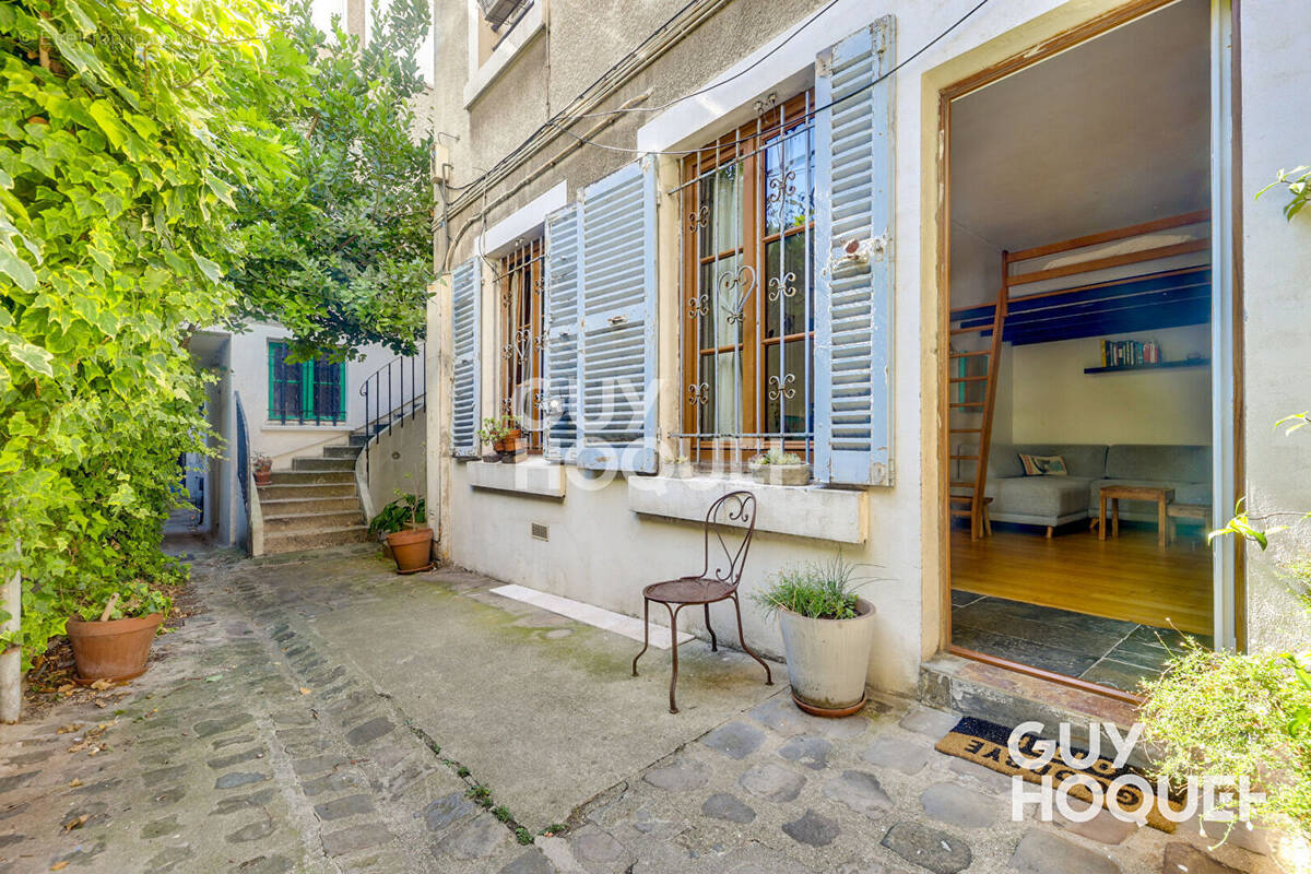 Appartement à PARIS-19E