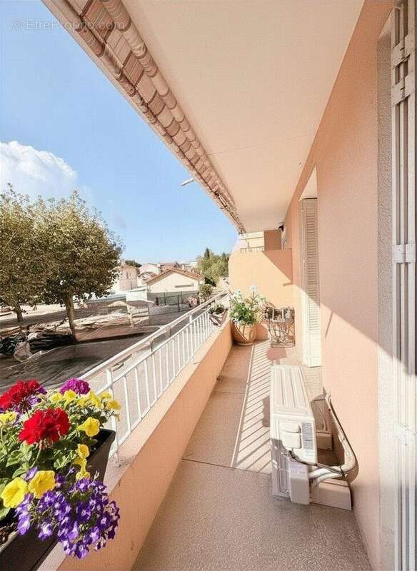 Appartement à SAINT-RAPHAEL