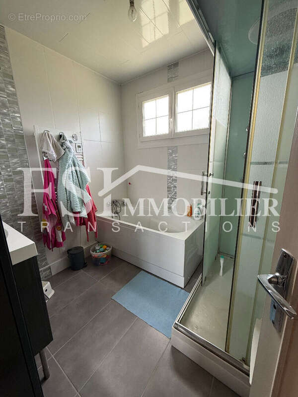 Maison à SAINT-PRIX