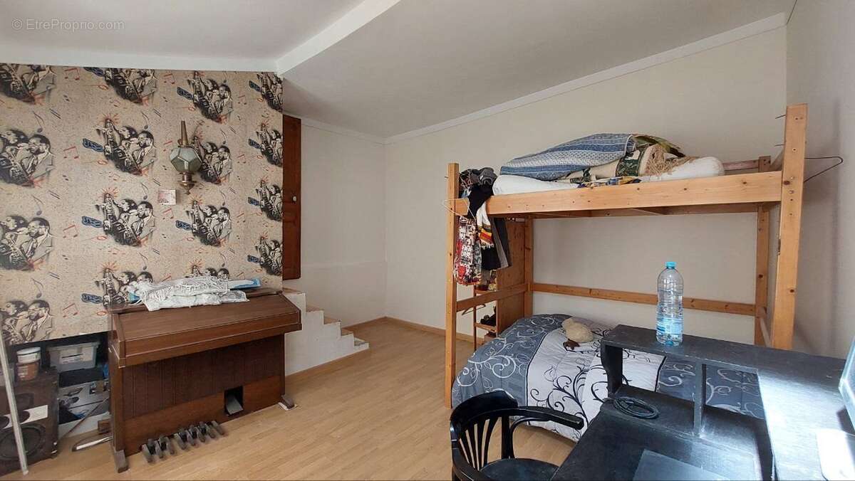 Chambre 1 - Maison à SAINT-LEU-LA-FORET