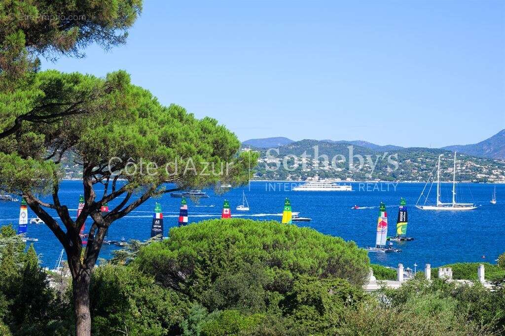 Appartement à SAINT-TROPEZ