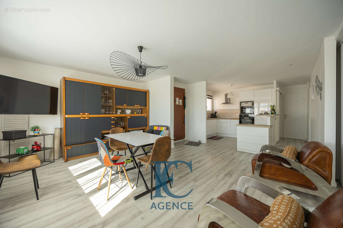 Appartement à SANARY-SUR-MER