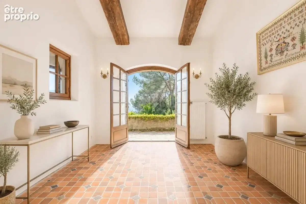 Vend villa 9P 360m2 Hauteur de Nice - photo 8
