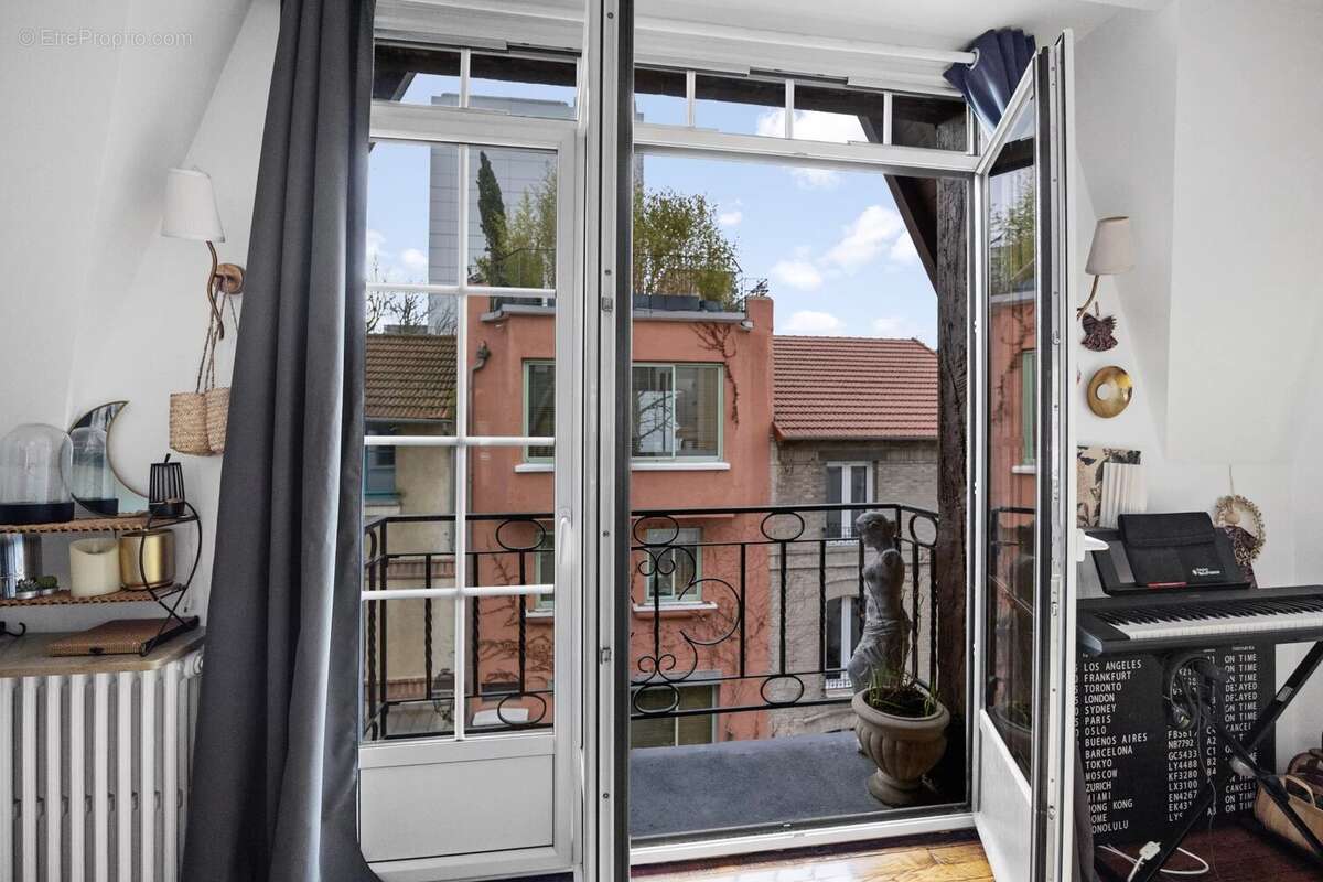 Maison à PARIS-14E