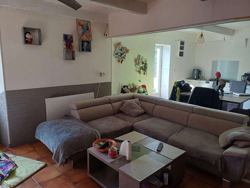 Maison à LES OLLIERES-SUR-EYRIEUX