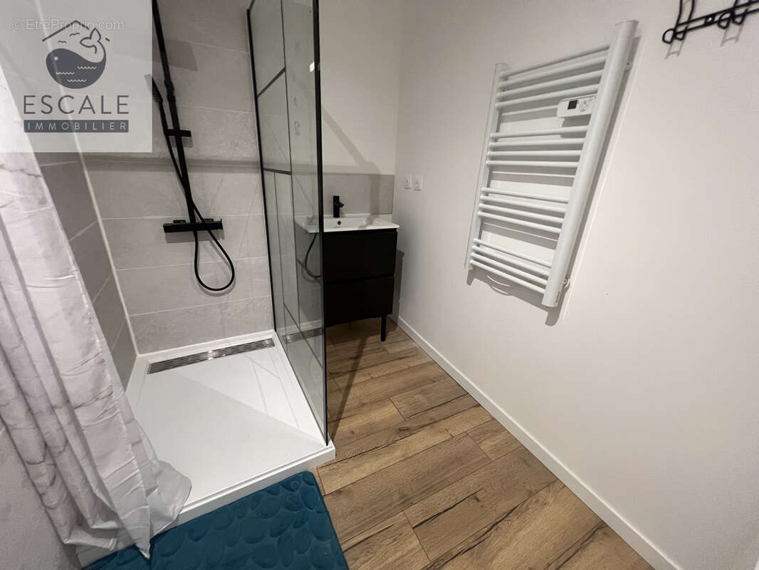 Vente maison vigneronne t5 en r+1 + garage a poussan - photo 17