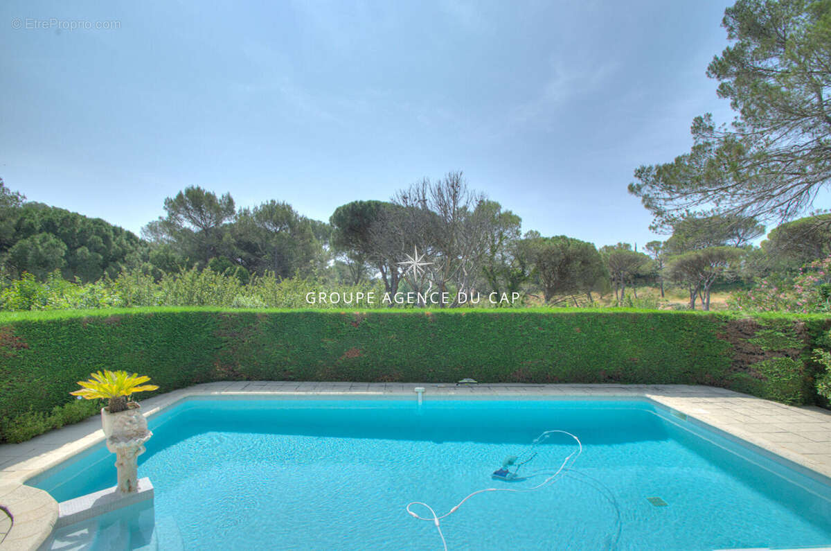 Valescure les golfs villa 5 pieces de plain pied avec piscine - photo 3