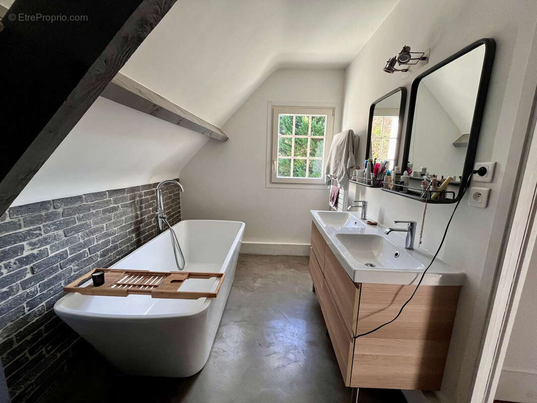 Maison à ROCHECORBON