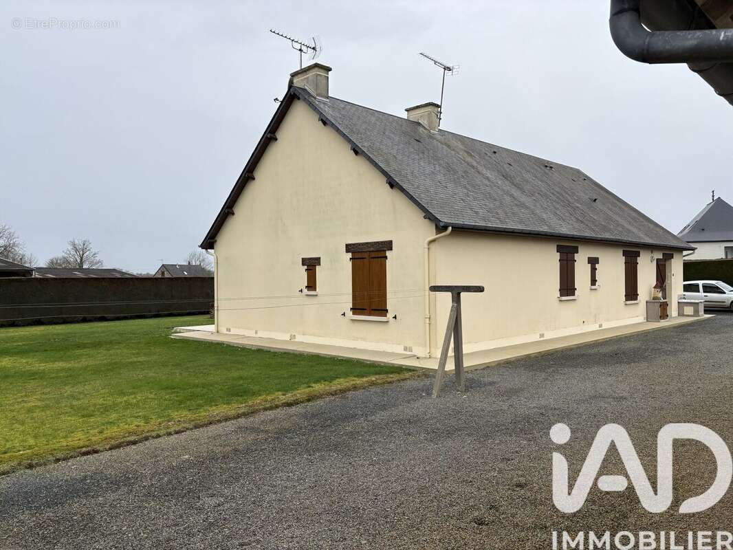 Maison 159 m² à Villebaudon  - photo 2