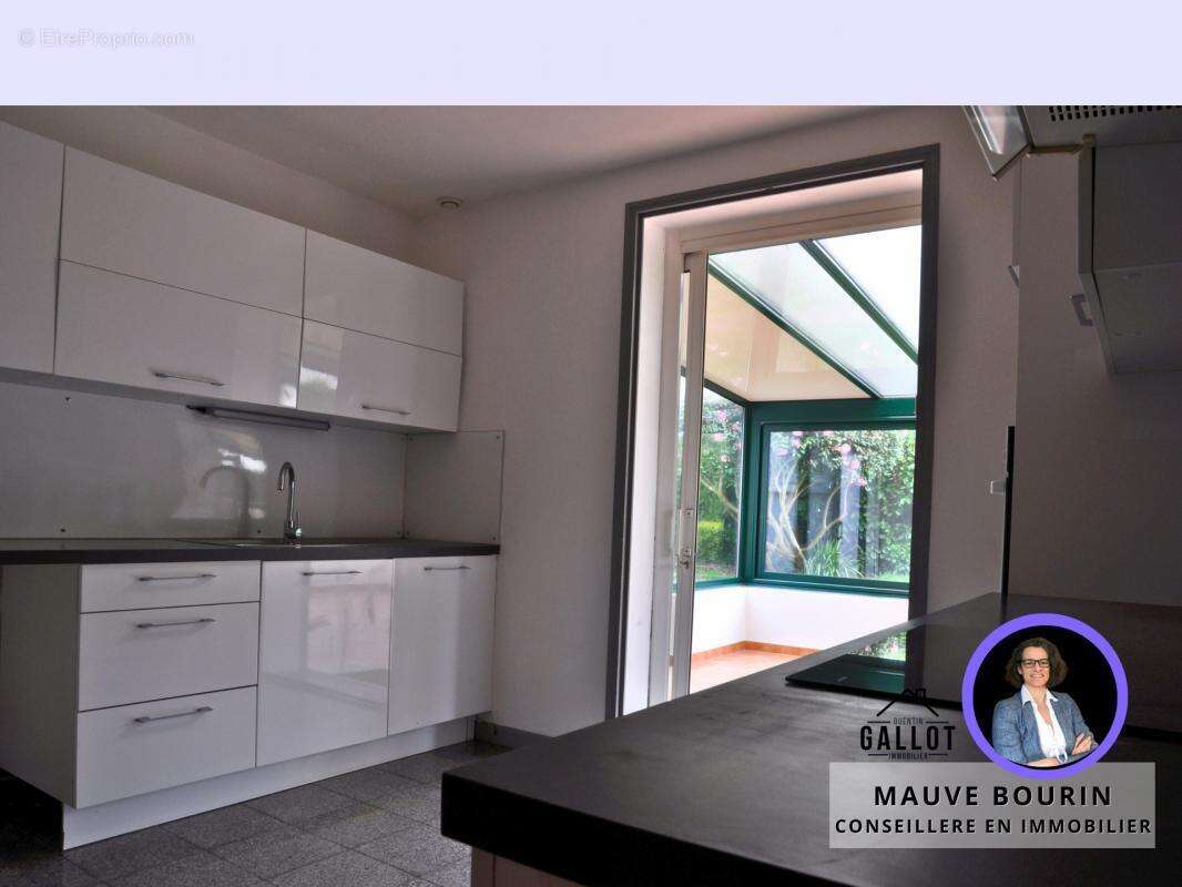 Maison à LOCQUELTAS