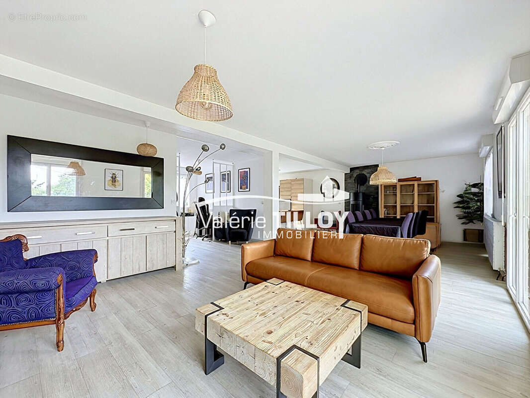 Maison familiale de 142 m² sur 4 200m² de terrain à Pont-Réan, au coeur d'un environnement naturel exceptionnel - photo 3