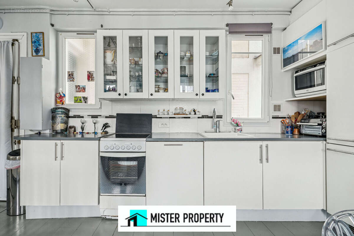 Appartement à LEVALLOIS-PERRET