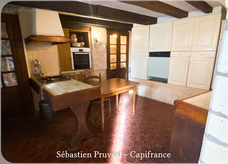 Maison à vendre 6 pièces SAINT JEAN DE COLE (24), trois chambres, 140m2 habitables, au coeur du village touristique - photo 8