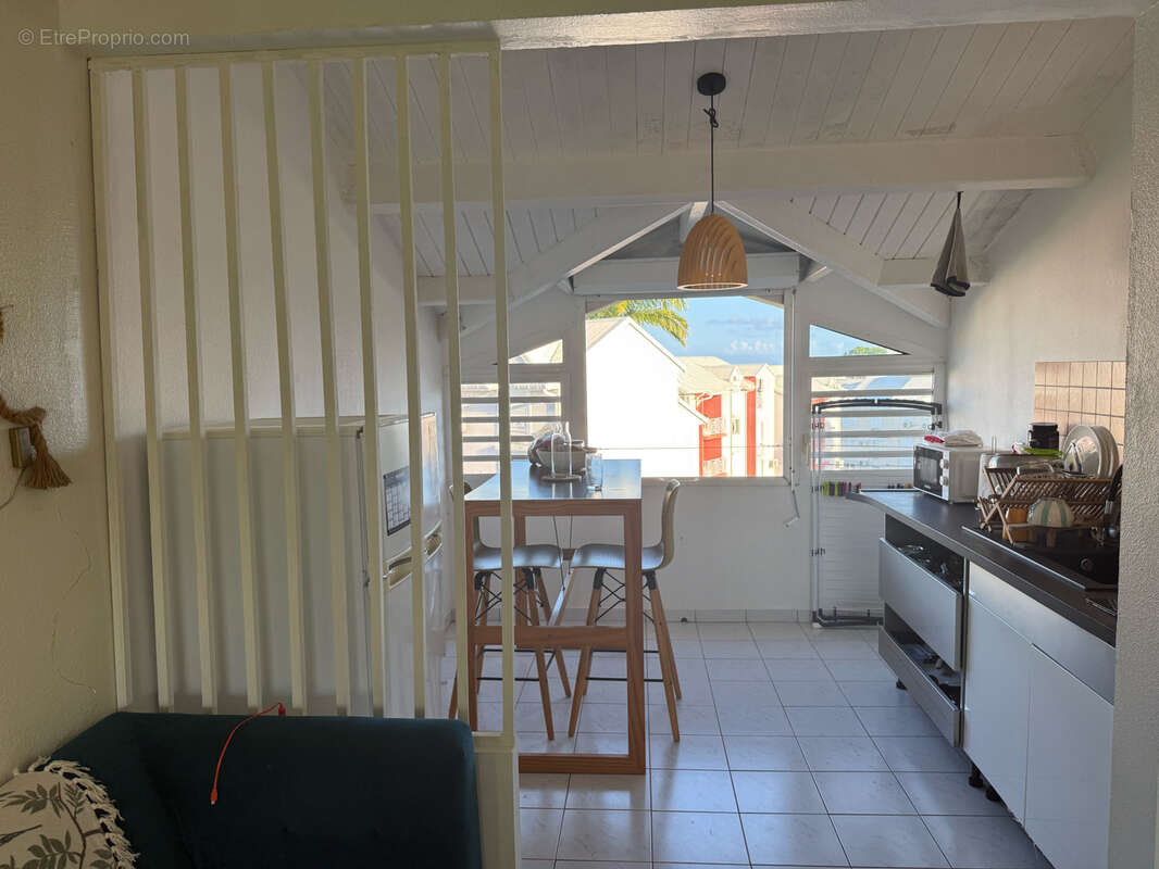 Appartement à BAIE-MAHAULT