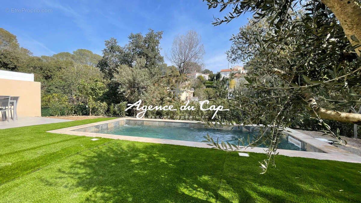 Maison à SAINT-RAPHAEL