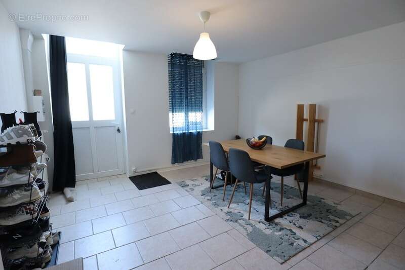 Appartement à FOURMIES