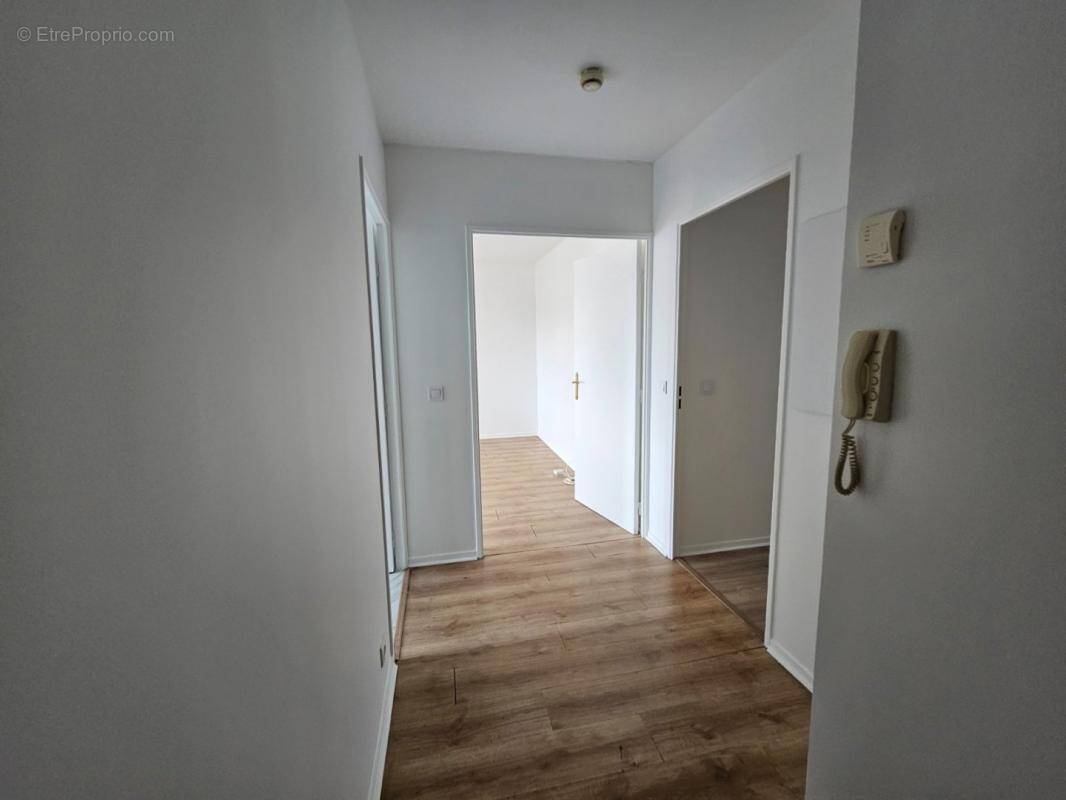 Appartement à LES PAVILLONS-SOUS-BOIS