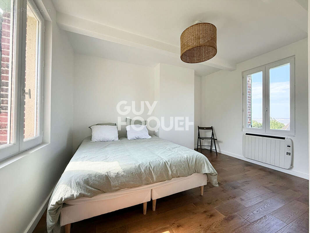 Maison à CRICQUEBOEUF