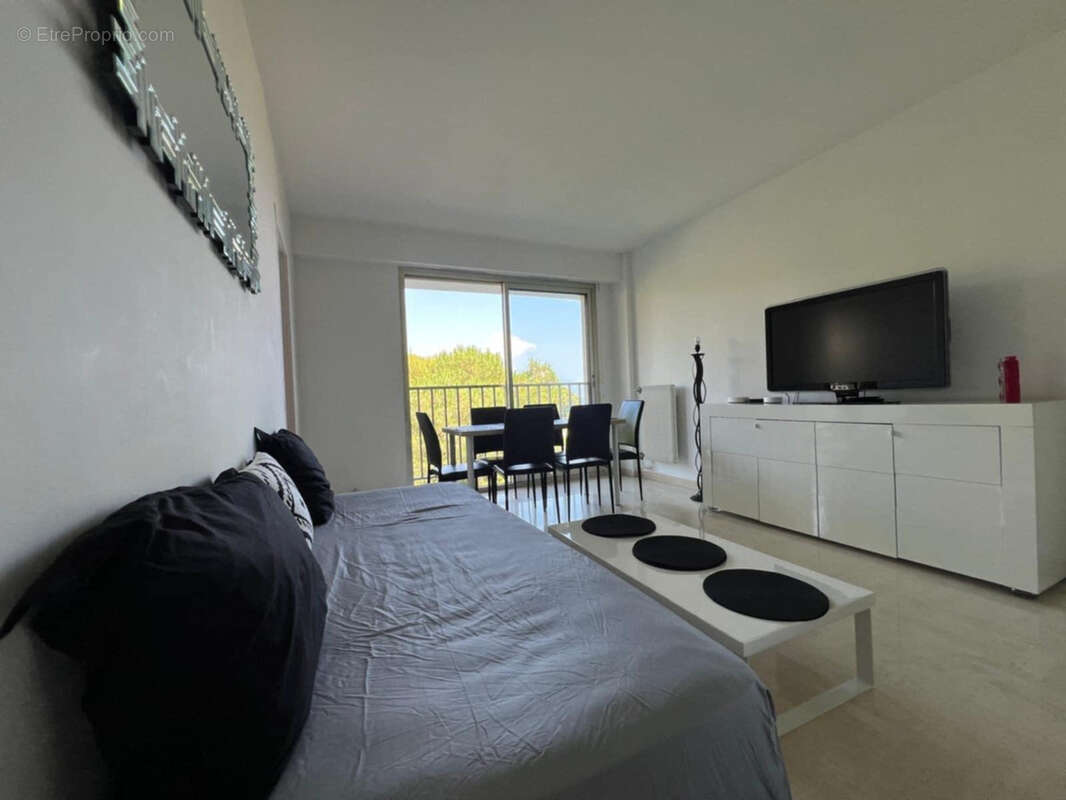 Appartement à ROQUEBRUNE-CAP-MARTIN