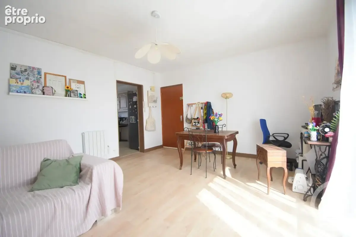 Appartement 2 pièces 55 m² à vendre à Vichy (03200) - photo 4