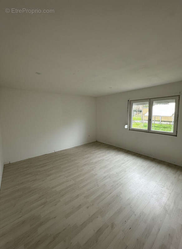 Maison à COURCELLES-LES-LENS