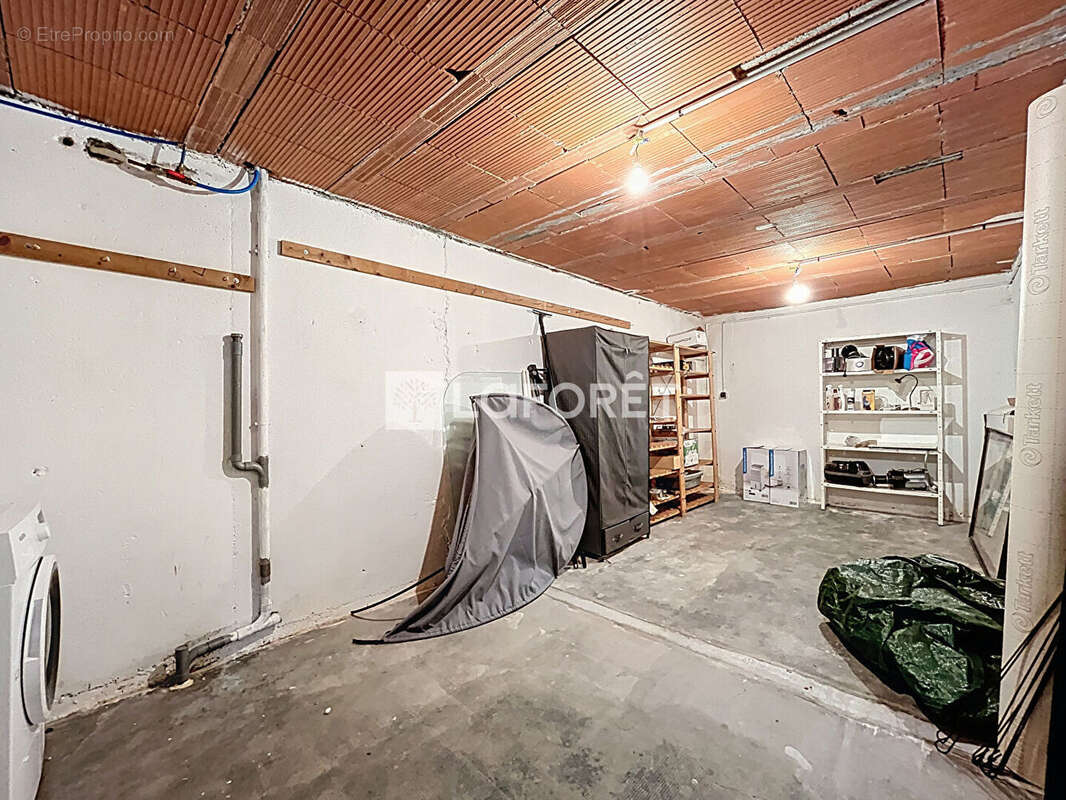 Maison à MONTESQUIEU-DES-ALBERES