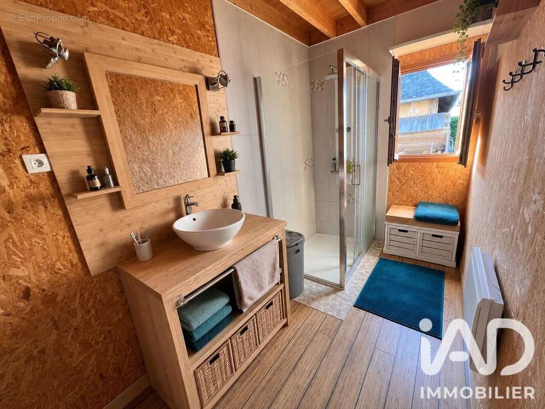 Maison 133 m² à Beuzeville  - photo 2
