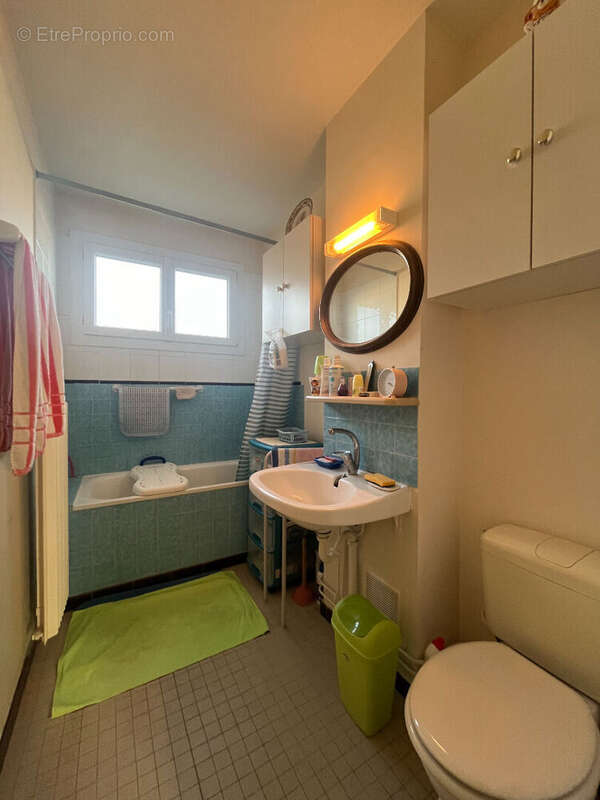 Maison à MONTELIMAR