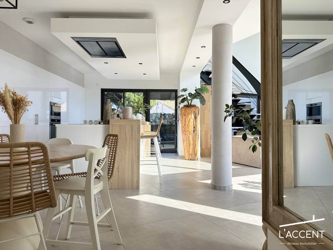 Maison à AIGUES-MORTES