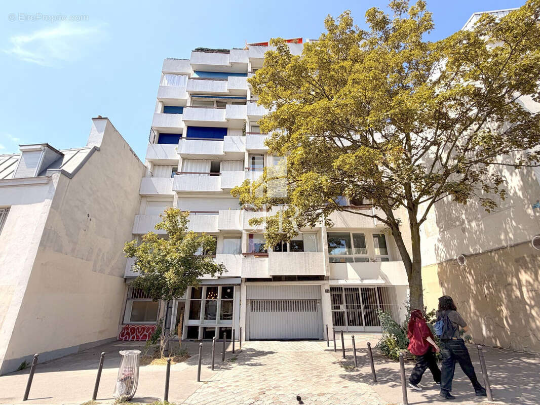 Parking 22 m² à Paris-10e  - photo 4