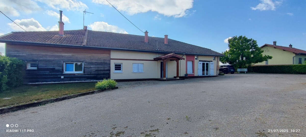 Maison à CONFRANCON