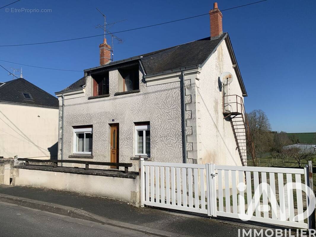 Photo 1 - Maison à BUZANCAIS