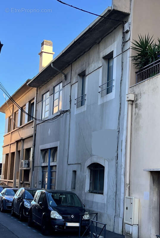 Commerce à LA SEYNE-SUR-MER
