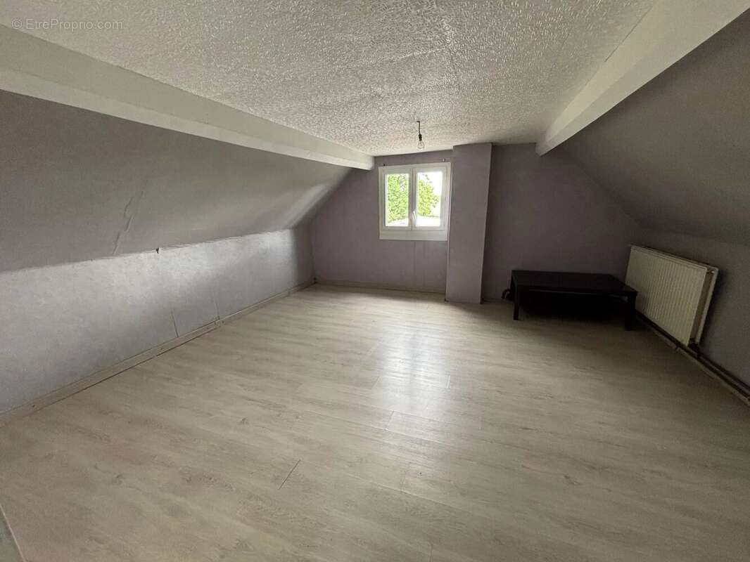 Maison à METZ-EN-COUTURE