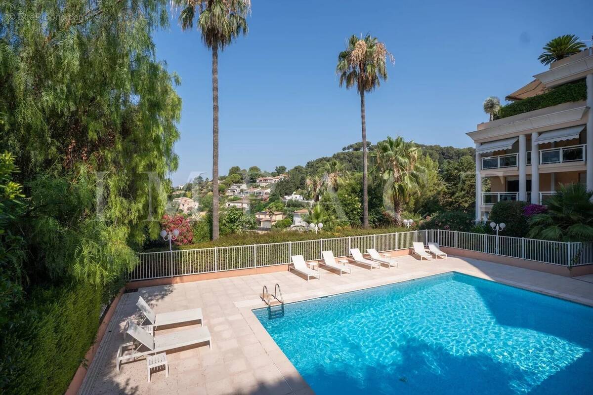 Appartement à LE CANNET