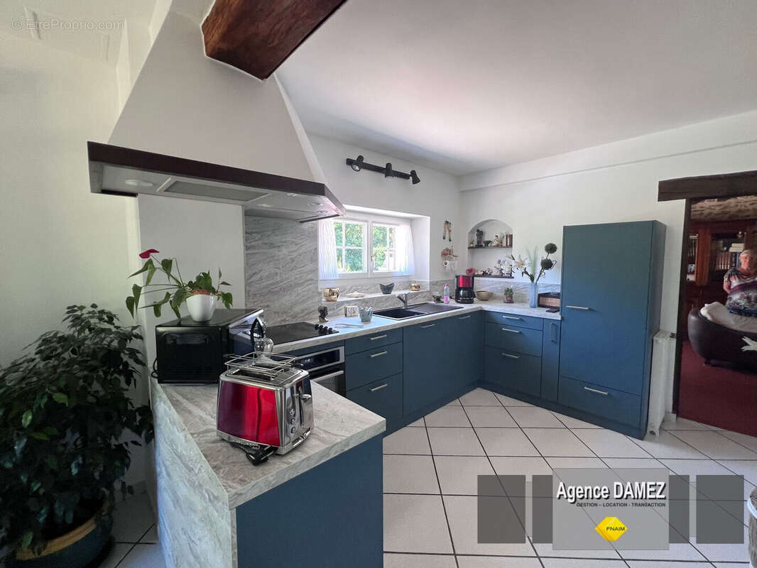 SAINTE-MESME, Maison ancienne de caractère, 151 m², Terrain arboré de 1 590 m² - photo 5