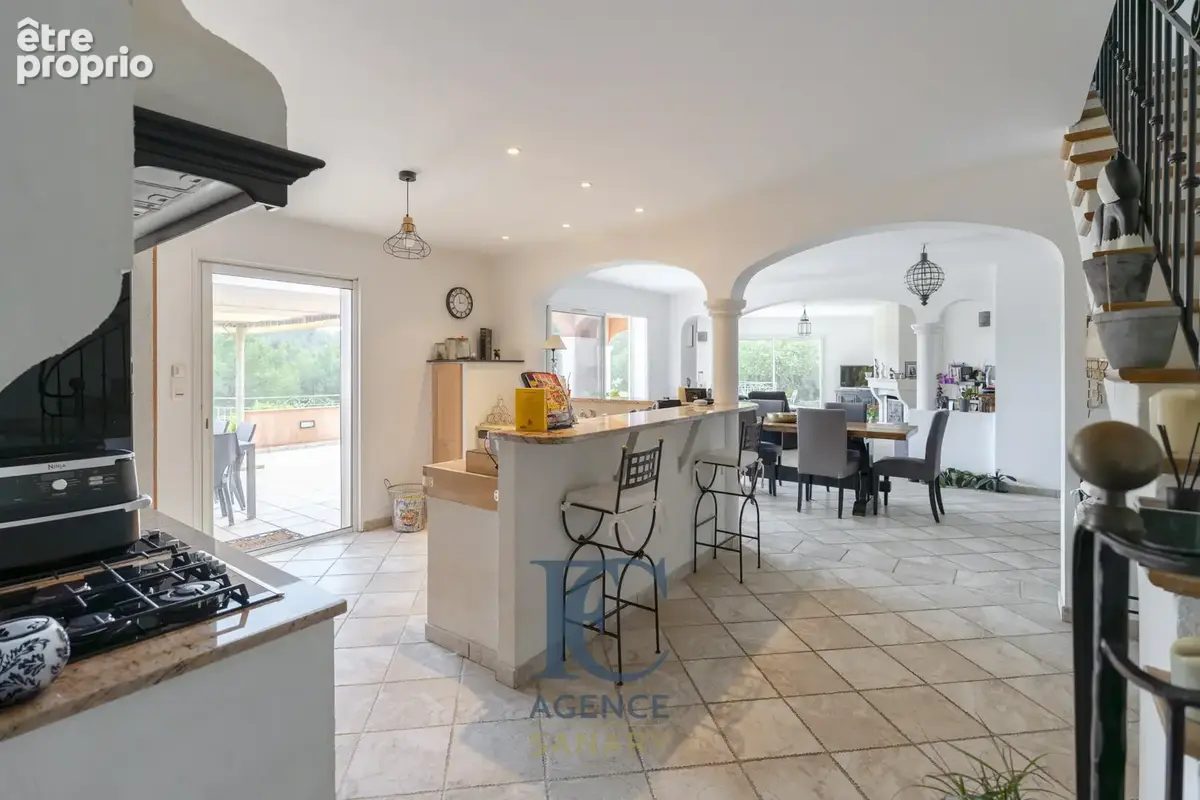 Maison de 180 m2 au calme - photo 6