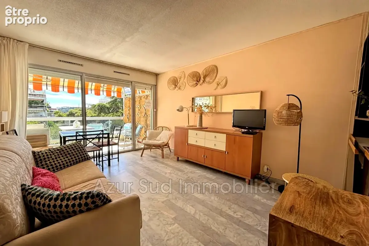 Appartement 1 pièce 30 m² à vendre à Antibes (06160) - photo 2