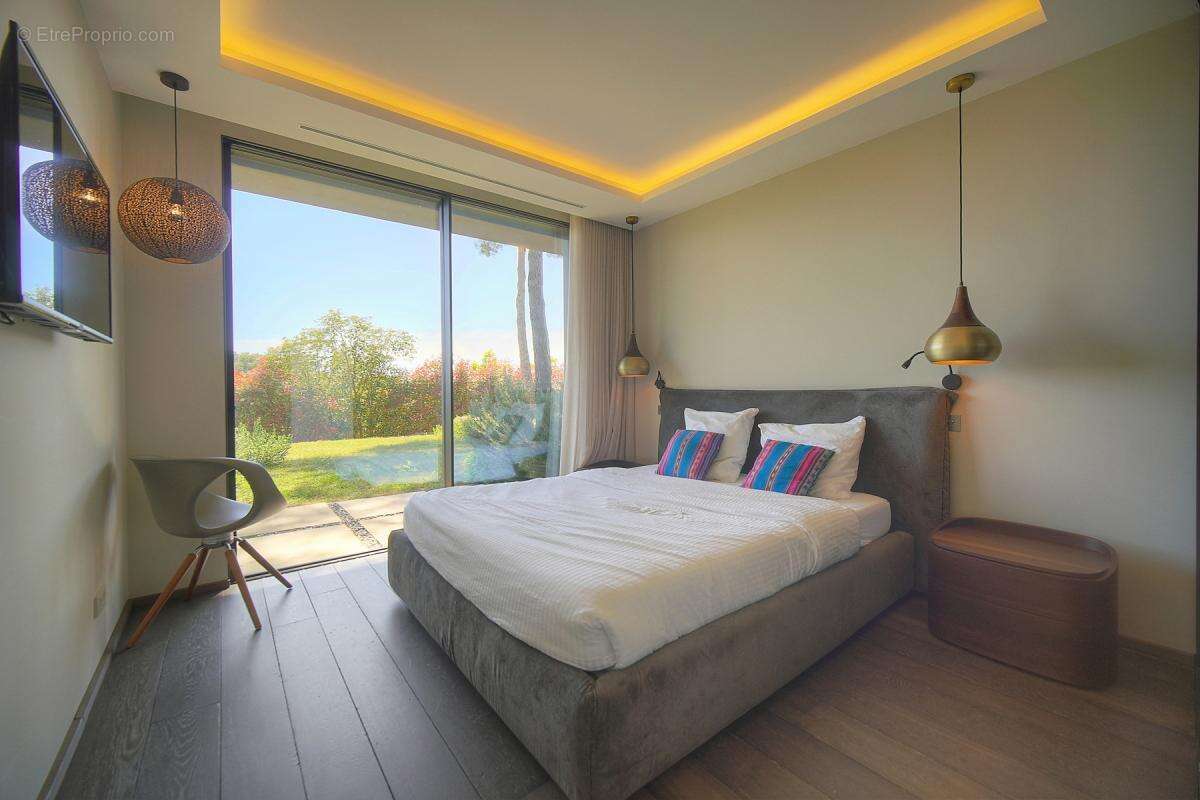 Maison à MOUGINS
