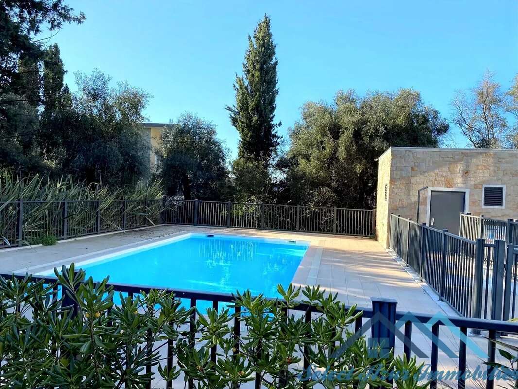Appartement à MOUGINS