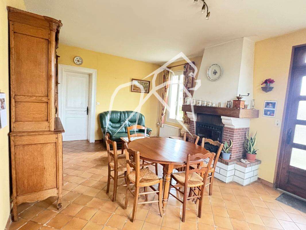 Maison à HAUTOT-SAINT-SULPICE