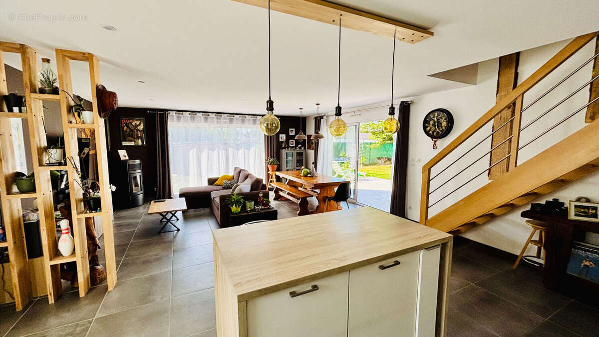 Maison familiale avec vie de plain-pied - Saint-Lyphard Centre - photo 9