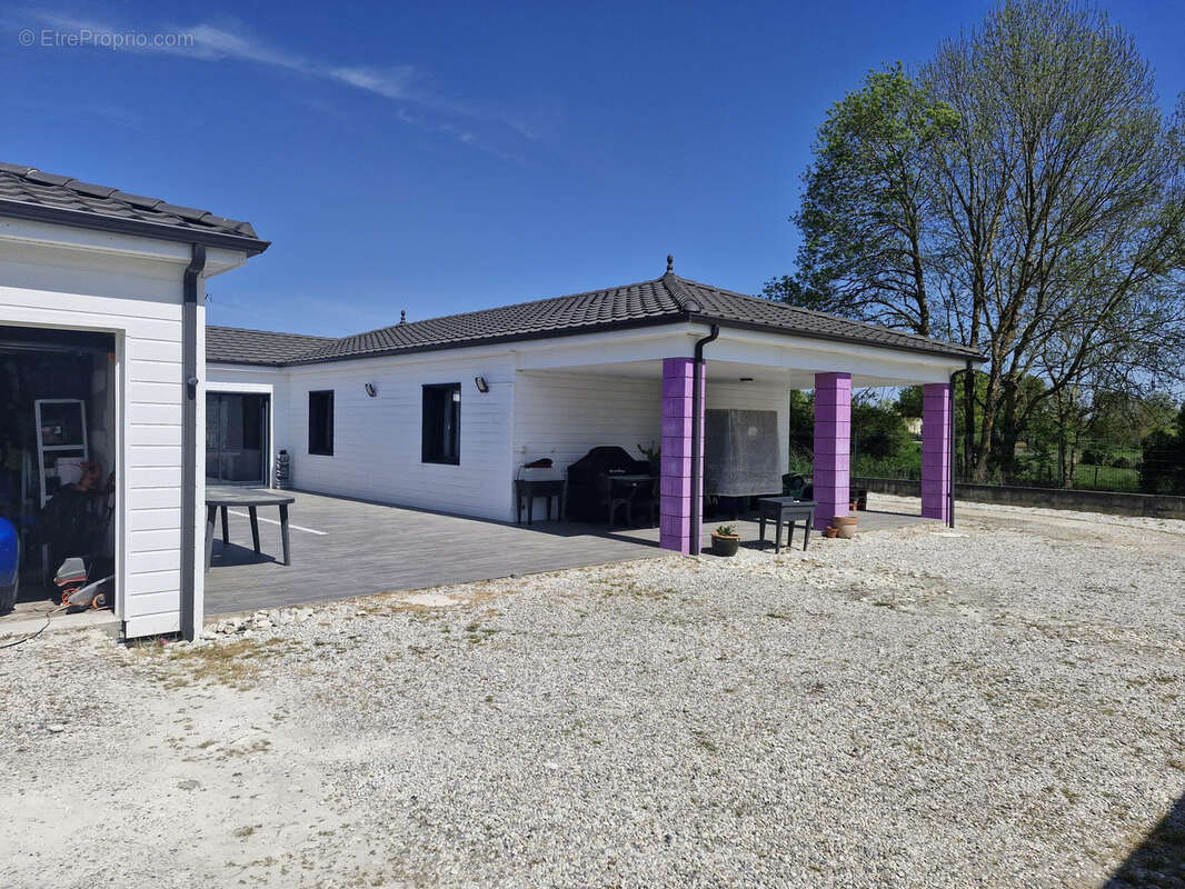 Maison à SEMUSSAC