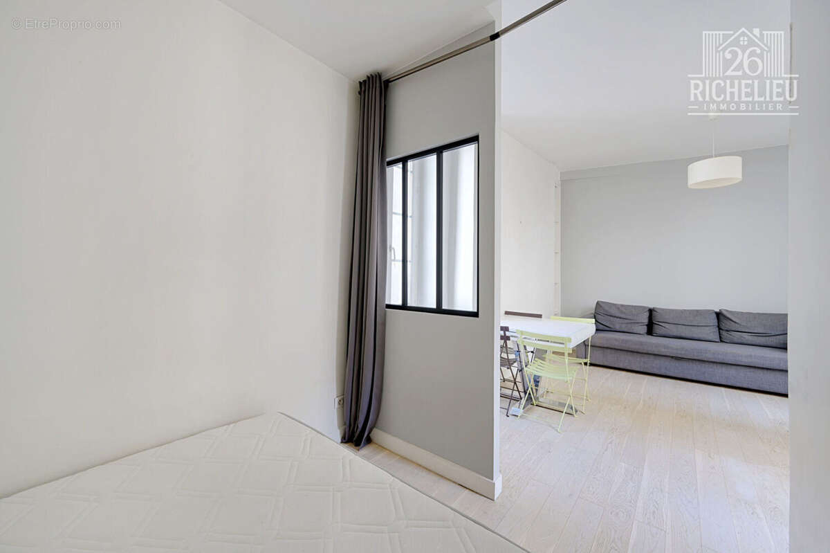 Appartement à PARIS-4E