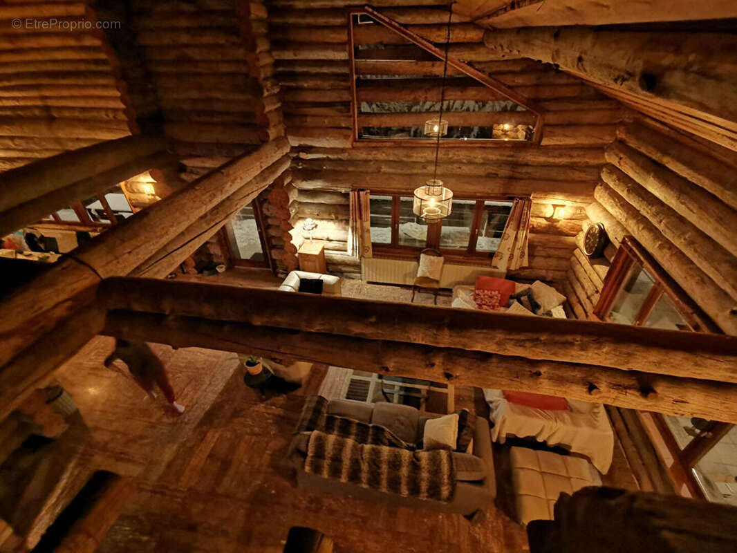 Maison à CUVAT
