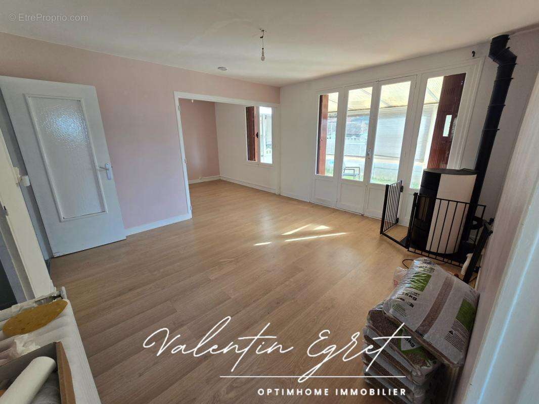 Aplemont / Sainte-Cécile : Maison 4 pièces avec jardin, véranda et garage - photo 4