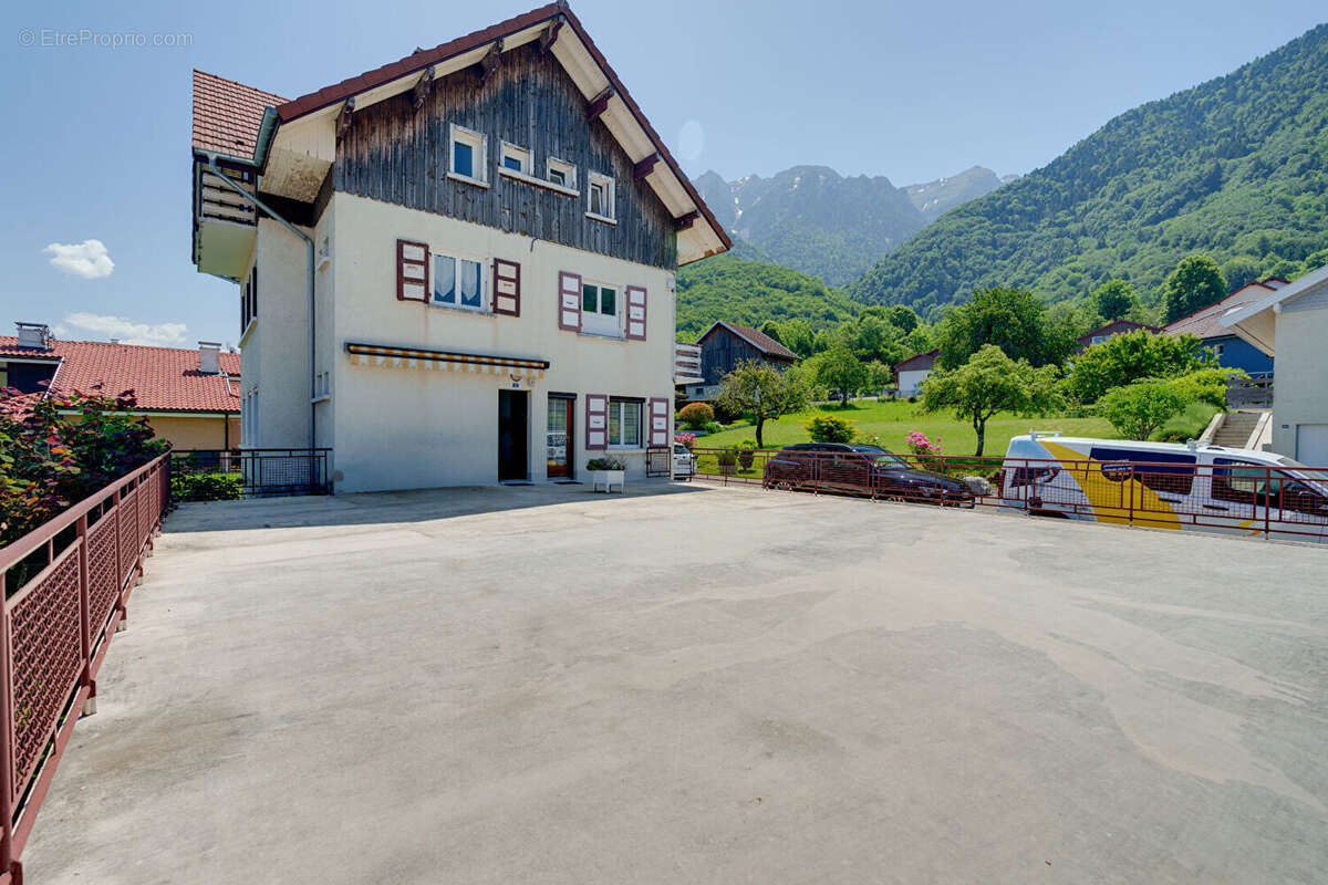 Appartement Saint Gingolph 4 pièces 71.38m² avec terrasse de 110m² - photo 2